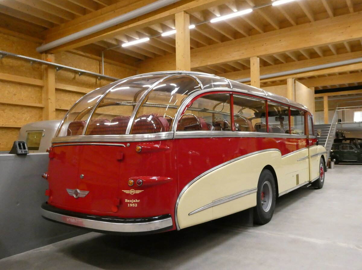 (251'262) - R�llin, Hirzel - FBW/FHS (ex Fl�ckiger, Rickenbach; ex Rieben, Aesch; ex Pfister, Th�rnen) am 10. Juni 2023 in N�fels, FBW-Museum