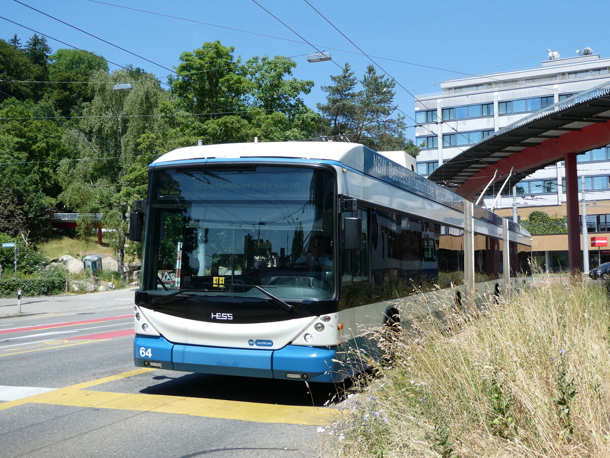 (251'458) - VBZ Z�rich - Nr. 64 - Hess/Hess Doppelgelenktrolleybus am 13. Juni 2023 in Z�rich, Bucheggplatz