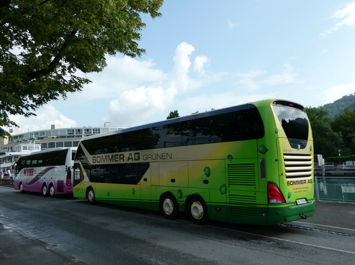 (251'902) - Sommer, Gr�nen - BE 71'702 - Neoplan am 23. Juni 2023 bei der Schiffl�ndte Thun