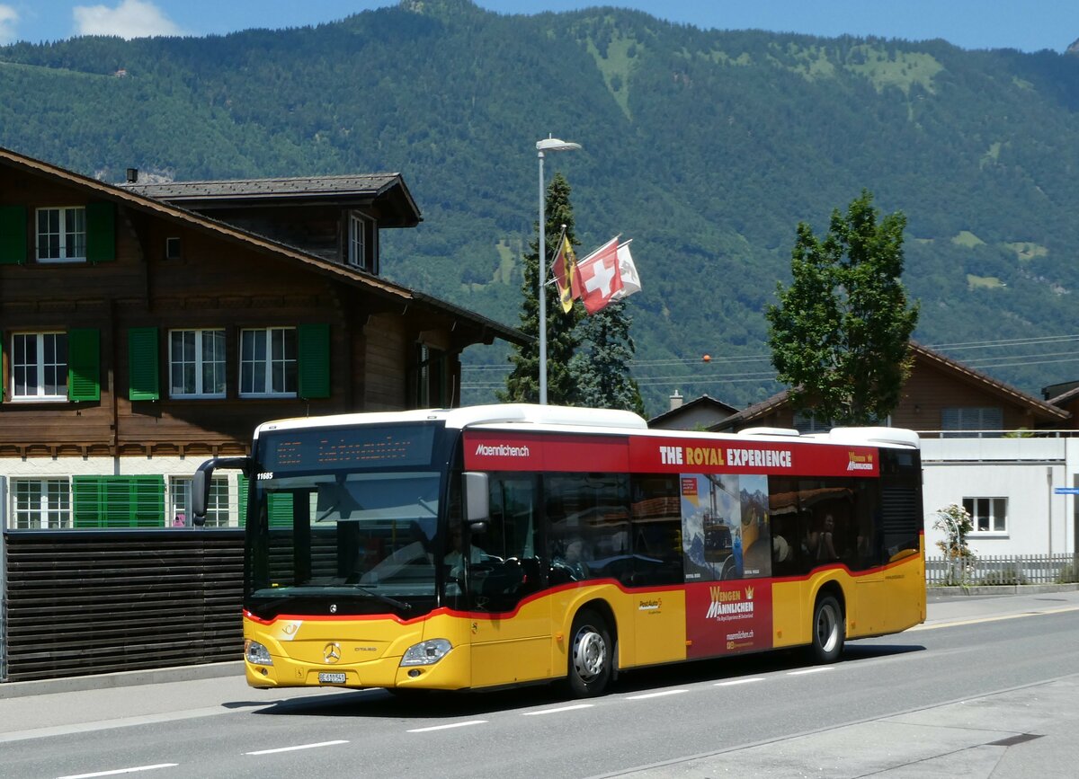 (252'000) - PostAuto Bern - BE 610'541/PID 11'685 - Mercedes am 24. Juni 2023 beim Bahnhof Wilderswil