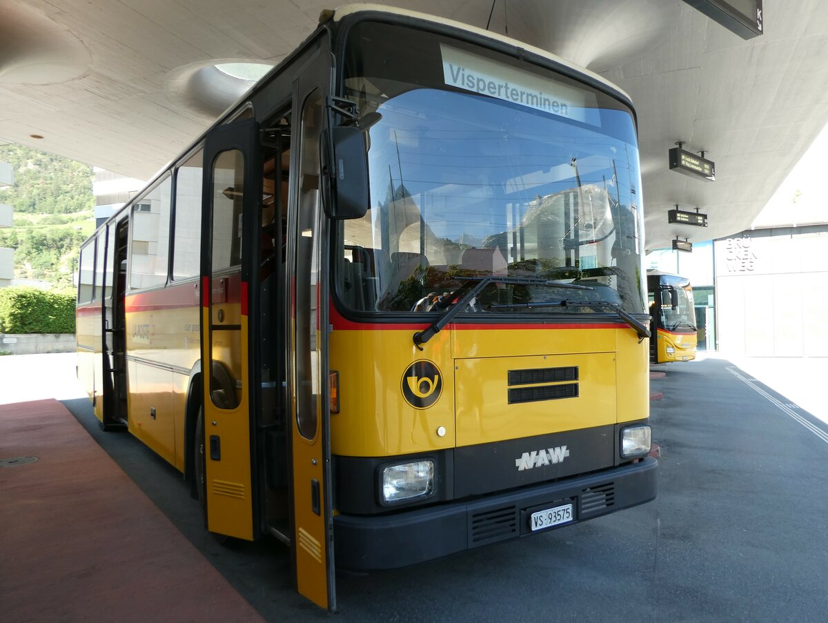 (252'019) - Oser, B�rchen - VS 93'575 - NAW/Lauber (ex Epiney, Ayer PID 1076) am 25. Juni 2023 beim Bahnhof Visp
