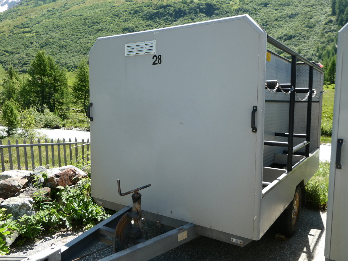 (252'050) - Jaggi, Kippel - Nr. 28/VS 253'339 - Car-Tech Gep�ckanh�nger am 25. Juni 2023 auf der Fafleralp 