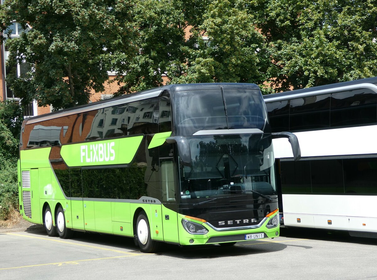 (252'266) - Aus Polen: Flixbus - W8 UNI 1 - Setra am 2. Juli 2023 in Z�rich, Sihlquai