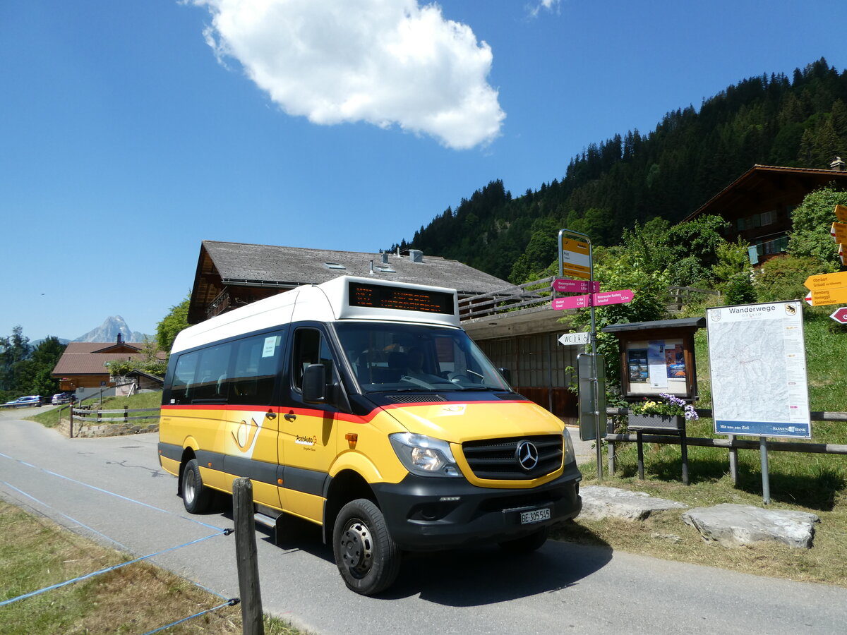 (252'616) - K�bli, Gstaad - BE 305'545/PID 10'890 - Mercedes am 11. Juli 2023 in Turbach, Post