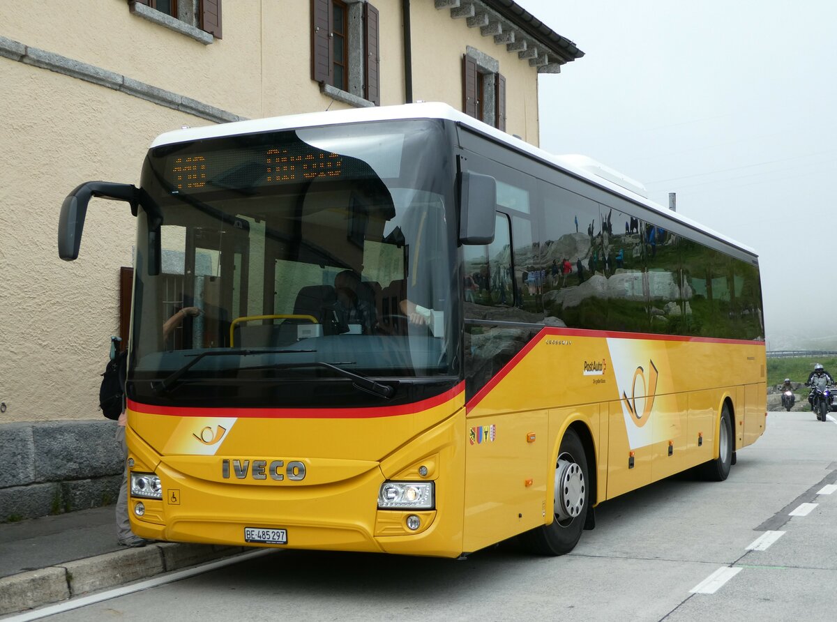 (252'872) - PostAuto Bern - Nr. 88/BE 485'297/PID 10'953 - Iveco am 23. Juli 2023 in Gotthard, Passh�he