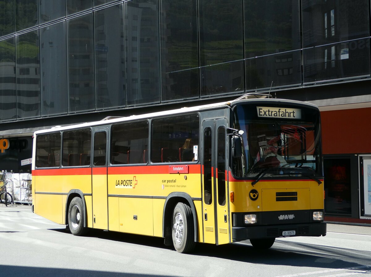 (253'234) - Oser, B�rchen - VS 93'575 - NAW/Lauber (ex Epiney, Ayer PID 1076) am 30. Juli 2023 beim Bahnhof Visp