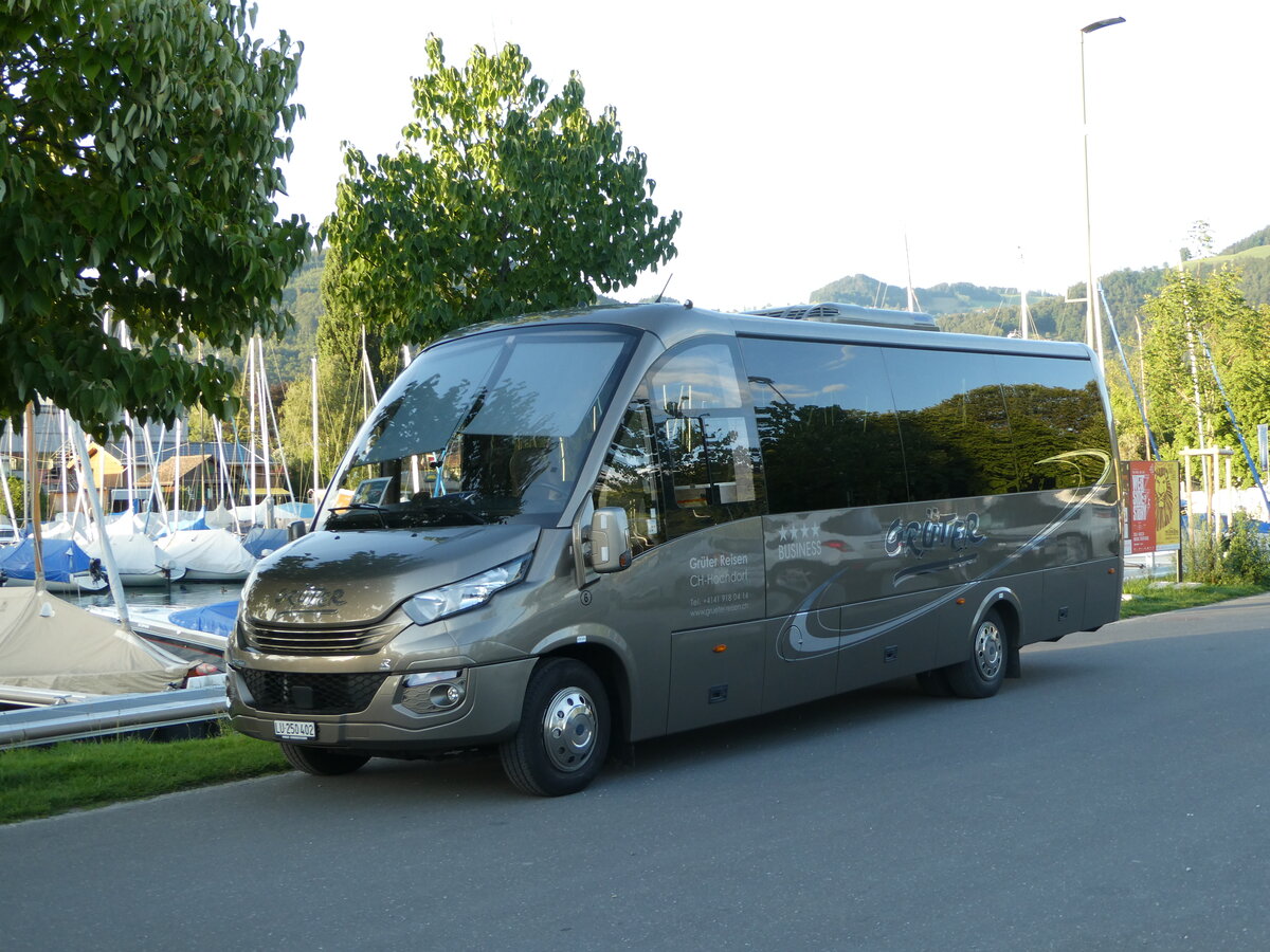 (253'249) - Gr�ter, Hochdorf - Nr. 6/LU 250'402 - Iveco/Rosero am 31. Juli 2023 in Thun, Strandbad