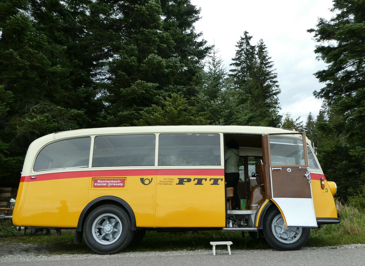 (253'539) - Schmid, Th�rishaus - Nr. 3/BE 26'760 - Saurer/Gangloff (ex Geiger, Adelboden Nr. 3) am 9. August 2023 bei Schwendi