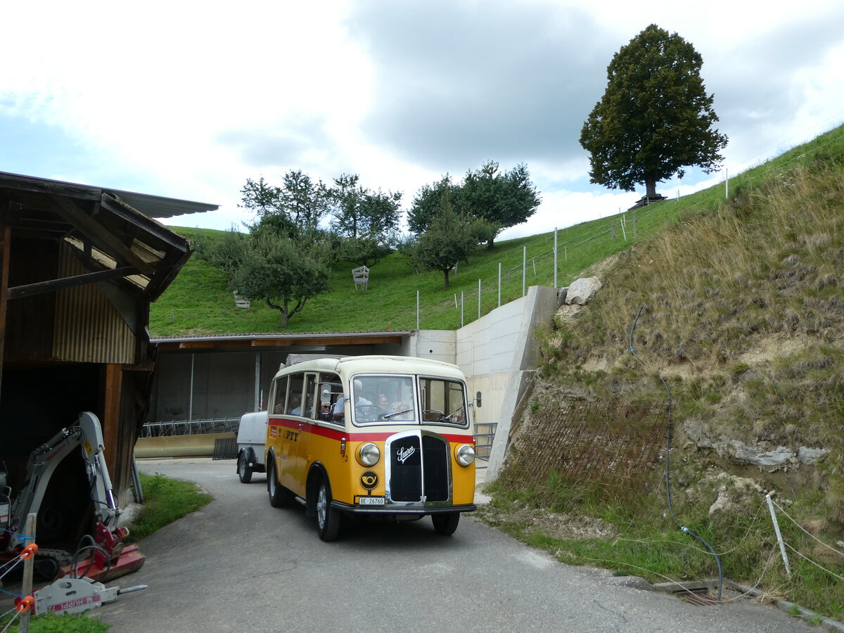 (253'558) - Schmid, Th�rishaus - Nr. 3/BE 26'760 - Saurer/Gangloff (ex Geiger, Adelboden Nr. 3) am 9. August 2023 in Bigenthal, Hellweid