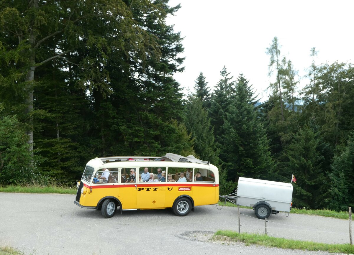 (253'563) - Schmid, Th�rishaus - Nr. 3/BE 26'760 - Saurer/Gangloff (ex Geiger, Adelboden Nr. 3) am 9. August 2023 in Bigenthal, Hellweid