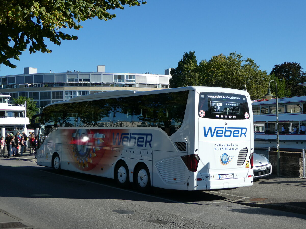 (253'580) - Aus Deutschland: Weber, Achern - OG-CW 920 - Setra am 10. August 2023 bei der Schiffl�ndte Thun