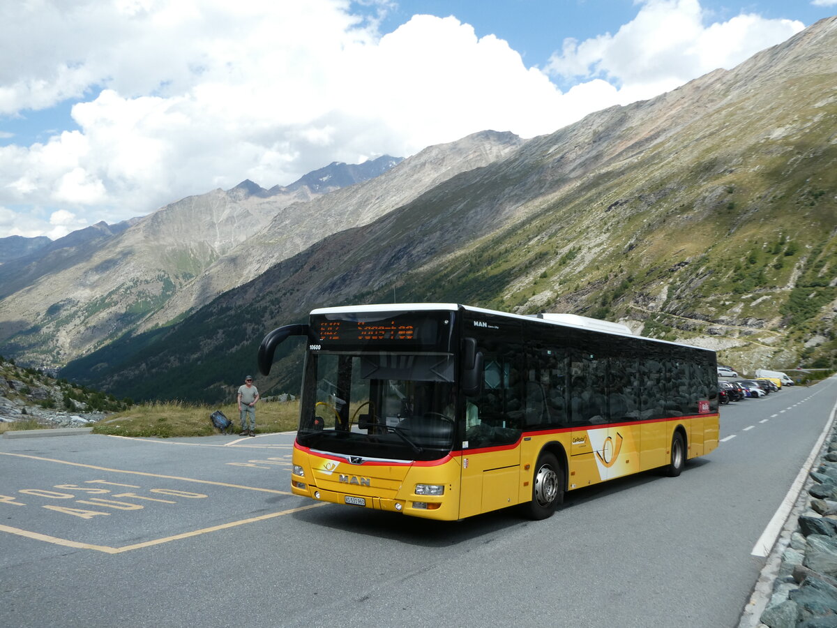 (253'847) - PostAuto Wallis - VS 531'960/PID 10'600 - MAN (ex CarPostal Ouest) am 15. August 2023 beim Mattmark