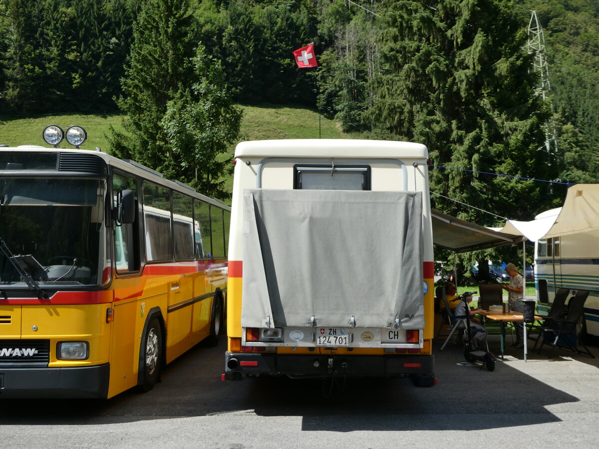 (254'015) - Toldo, Z�rich - ZH 124'701 - Saurer/R&J (ex Peter, Pfaffnau) am 19. August 2023 in Hoch-Ybrig, Talstation Weglosen