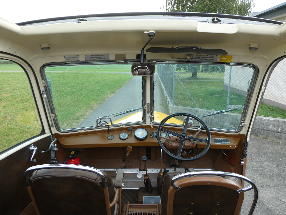 (254'182) - Museum f�r Kommunikation, Bern - BE 384'448 - Berna/Hess (ex P 22'026; ex P 1655) am 25. August 2023 in Mamishaus; Depot MfK (Innenaufnahme)