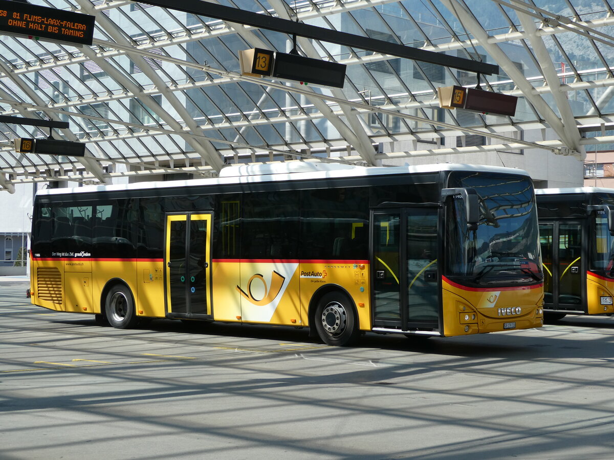 (254'926) - PostAuto Graub�nden - GR 179'720/PID 11'406 - Iveco am 8. September 2023 in Chur, Postautostation