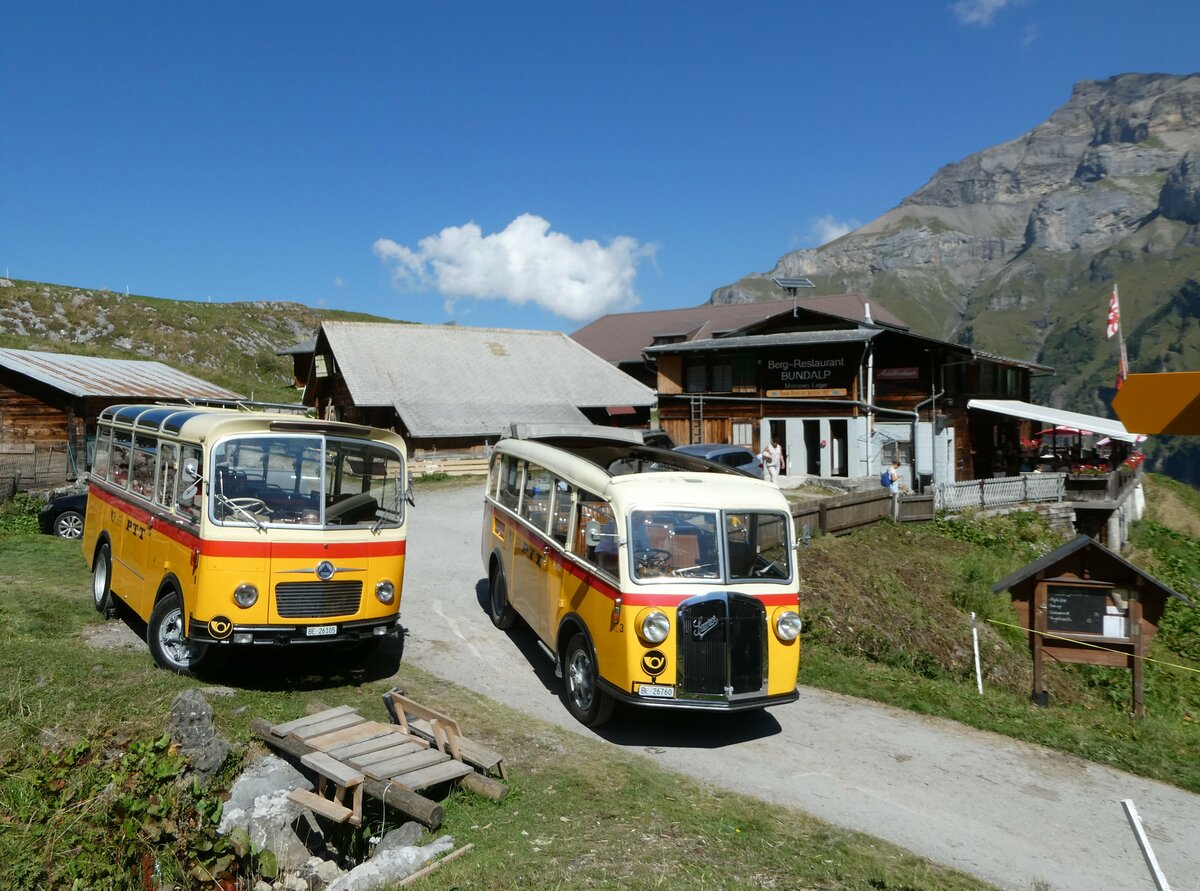 (255'101) - Schmid, Th�rishaus - Nr. 9/BE 26'105 - Saurer/R&J (ex Geiger, Adelboden Nr. 9) + Nr. 3/BE 26'760 - Saurer/Gangloff (ex Geiger, Adelboden Nr. 3) am 10. September 2023 auf der Bundalp