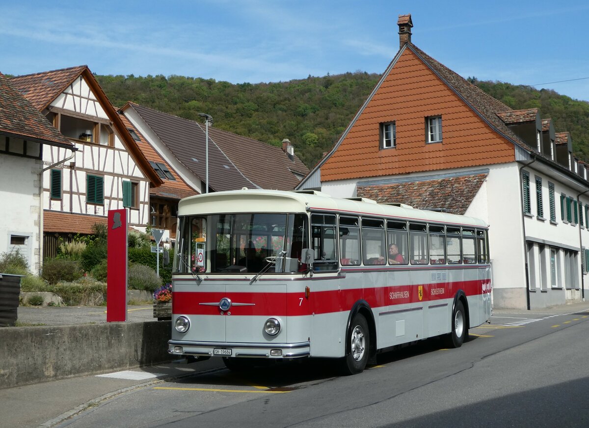 (255'368) - Borer, Neuhausen - Nr. 7/SH 19'684 - Saurer/T�scher (ex Heiniger, B�tzberg; ex ASS Schleitheim Nr. 22; ex ASS Schleitheim Nr. 7) am 17. September 2023 in L�hningen, Dorf