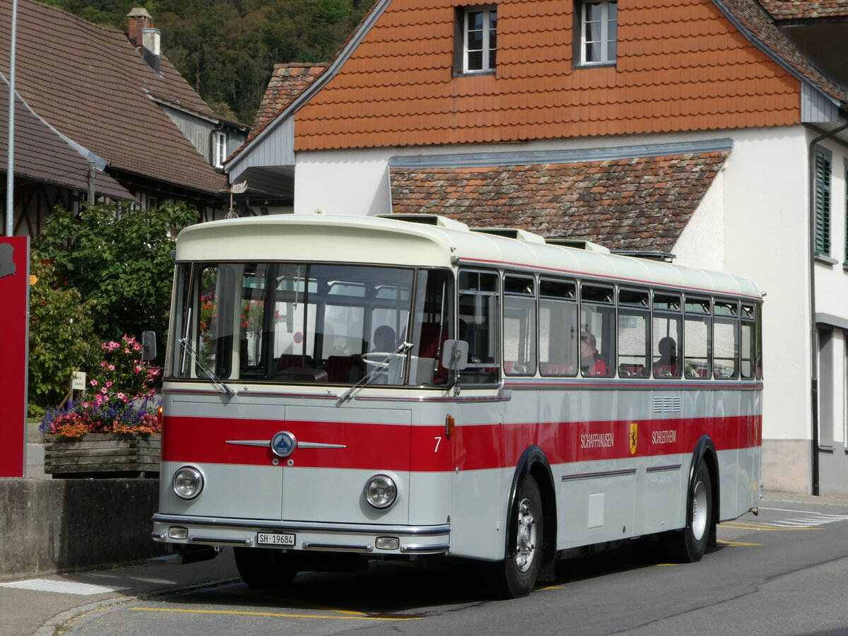 (255'372) - Borer, Neuhausen - Nr. 7/SH 19'684 - Saurer/T�scher (ex Heiniger, B�tzberg; ex ASS Schleitheim Nr. 22; ex ASS Schleitheim Nr. 7) am 17. September 2023 in L�hningen, Dorf