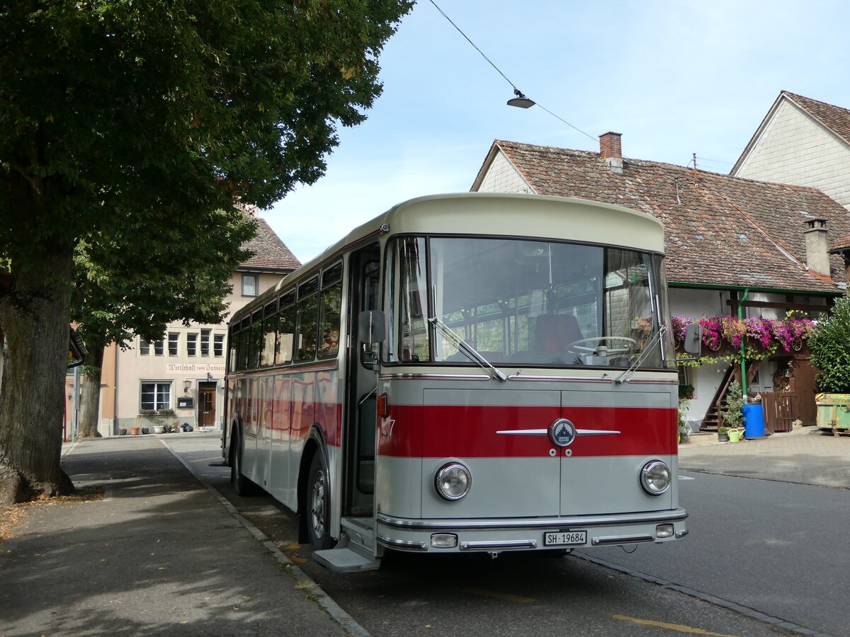 (255'378) - Borer, Neuhausen - Nr. 7/SH 19'684 - Saurer/T�scher (ex Heiniger, B�tzberg, ex ASS Schleitheim Nr. 22; ex ASS Schleitheim Nr. 7) am 17. September 2023 in G�chlingen, Dorf