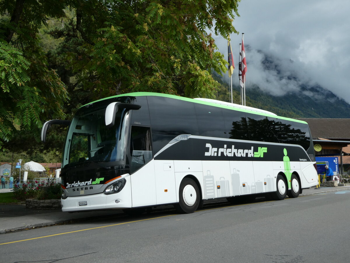 (255'463) - Dr. Richard, Oberengstringen - ZH 648'421 - Setra am 22. September 2023 bei der Schiffl�ndte Interlaken Ost