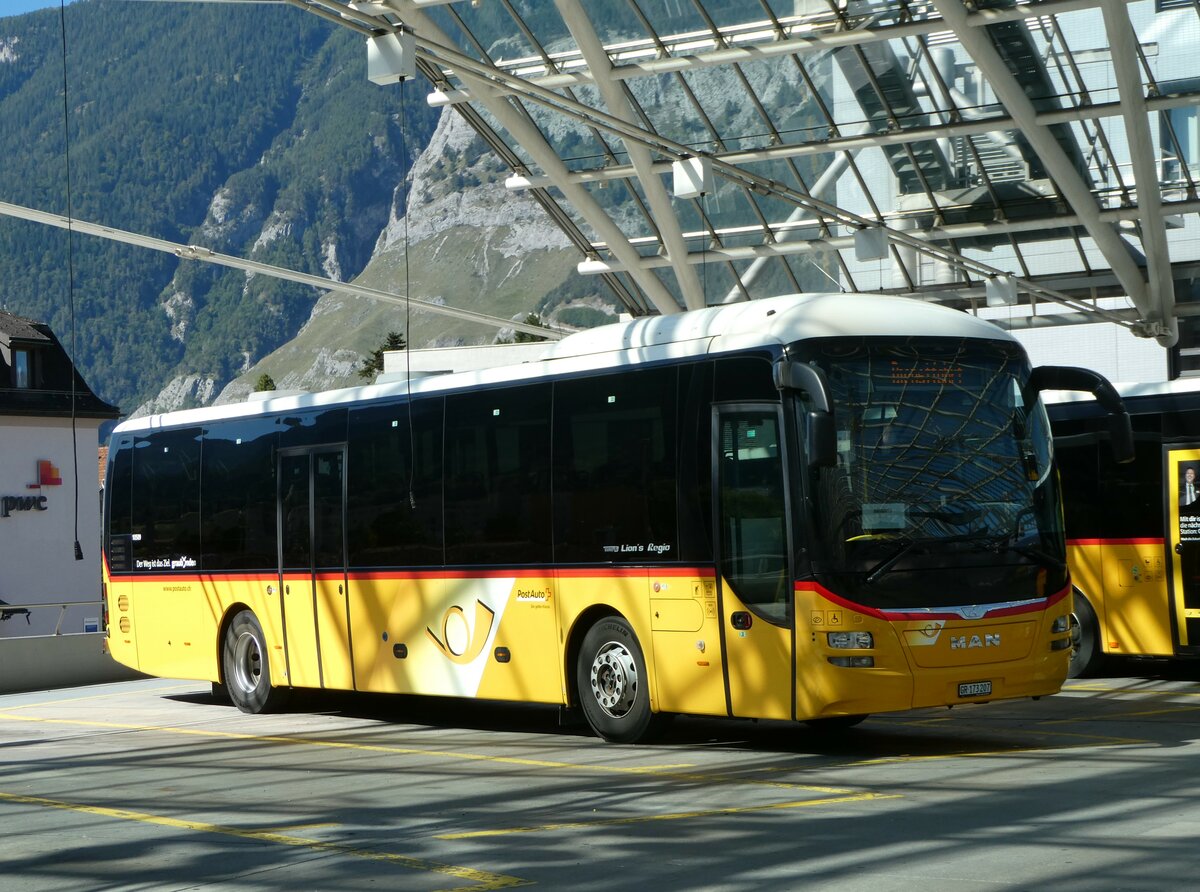 (255'601) - PostAuto Graub�nden - GR 173'207/PID 11'509 - MAN am 26. September 2023 in Chur, Postautostation