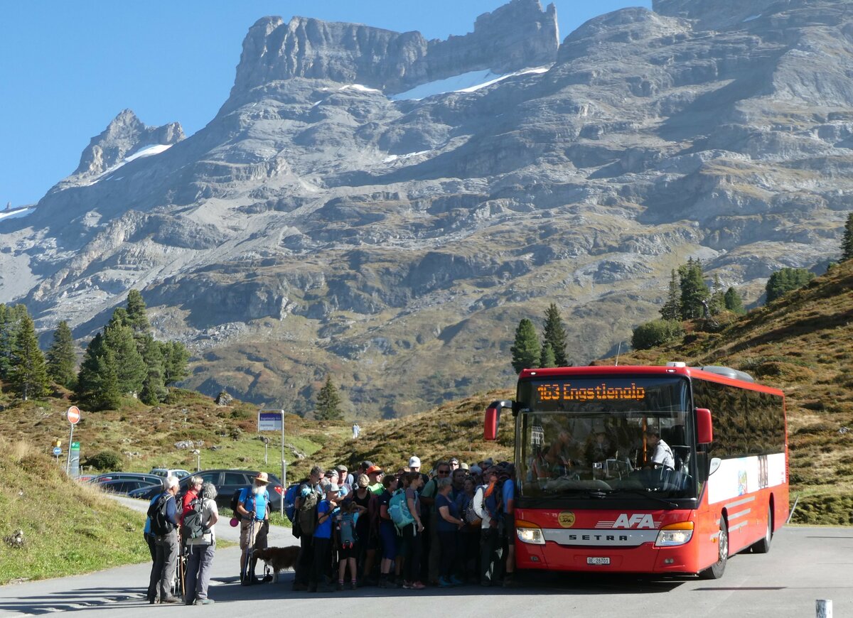 (255'792) - AFA Adelboden - Nr. 24/BE 26'701/PID 10'040 - Setra am 1. Oktober 2023 auf der Engstlenalp (Einsatz: PostAuto f�r Engstlenalp-Bus)