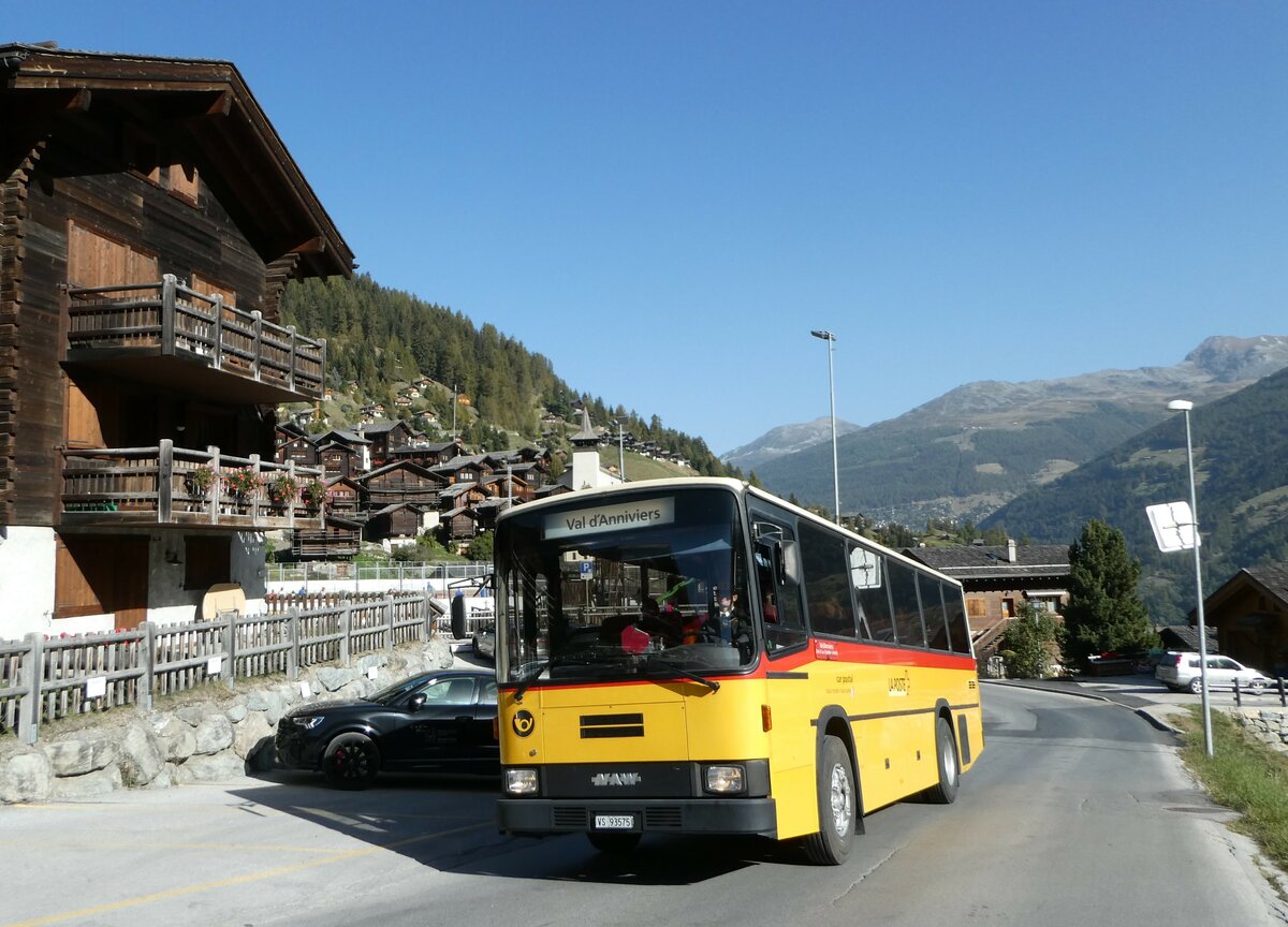 (256'020) - Oser, B�rchen - VS 93'575 - NAW/Lauber (ex Epiney, Ayer PID 1076) am 8. Oktober 2023 in Grimentz, Route de Moiry
