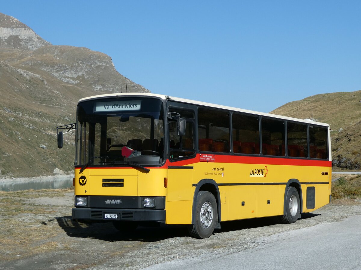 (256'026) - Oser, B�rchen - VS 93'575 - NAW/Lauber (ex Epiney, Ayer PID 1076) am 8. Oktober 2023 in Moiry, Lac de Moiry