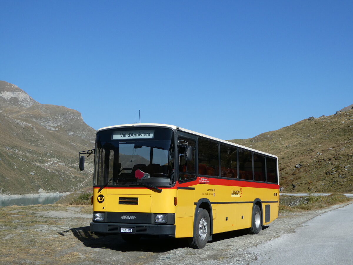 (256'029) - Oser, B�rchen - VS 93'575 - NAW/Lauber (ex Epiney, Ayer PID 1076) am 8. Oktober 2023 in Moiry, Lac de Moiry