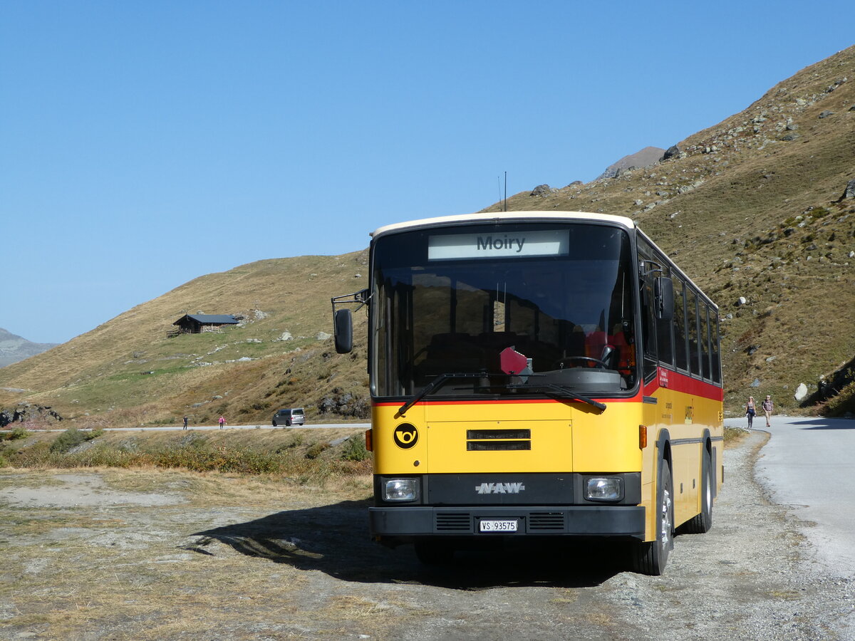 (256'032) - Oser, B�rchen - VS 93'575 - NAW/Lauber (ex Epiney, Ayer PID 1076) am 8. Oktober 2023 in Moiry, Lac de Moiry