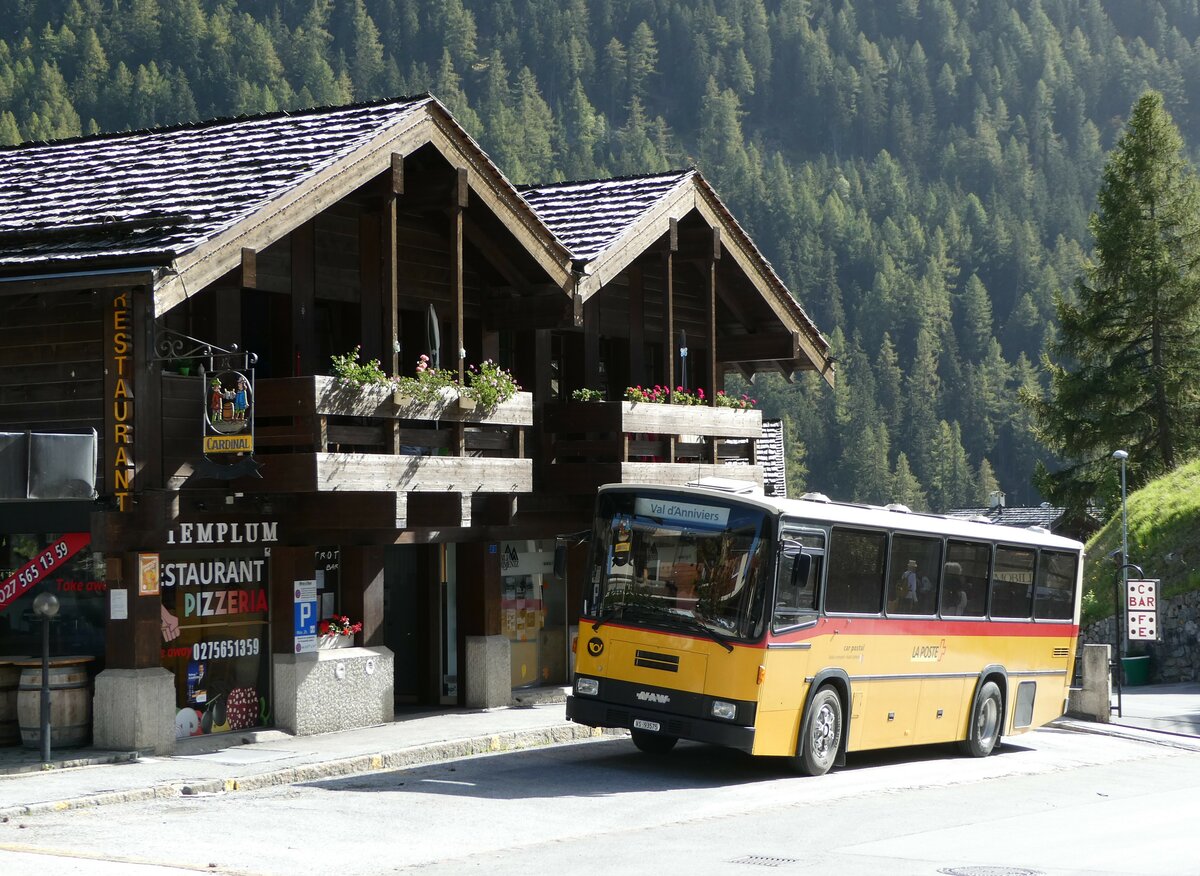 (256'049) - Oser, B�rchen - VS 93'575 - NAW/Lauber (ex Epiney, Ayer PID 1076) am 8. Oktober 2023 in Grimentz, Carovilla