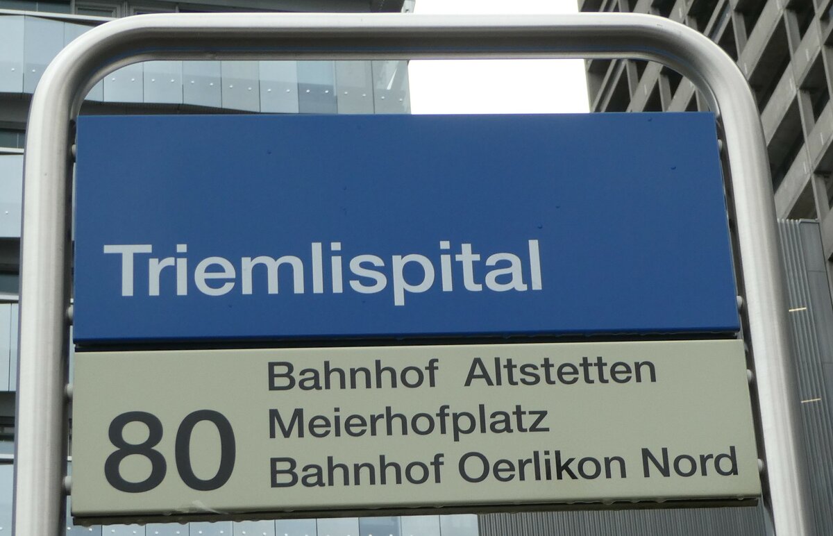 (256'226) - ZVV-Haltestellenschild - Z�rich, Triemlispital - am 21. Oktober 2023