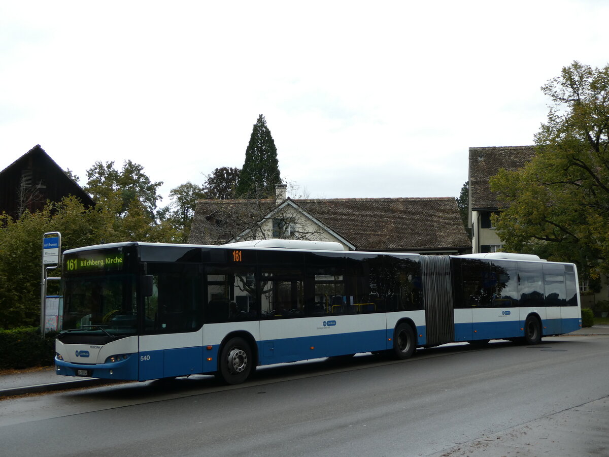 (256'253) - VBZ Z�rich - Nr. 540/ZH 730'540 - Neoplan am 21. Oktober 2023 in Kilchberg, Auf Brunnen