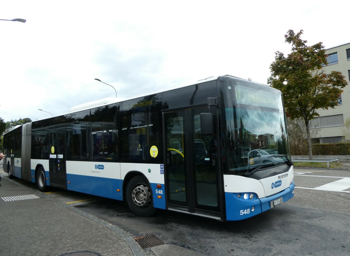 (256'332) - VBZ Z�rich - Nr. 548/ZH 730'548 - Neoplan am 21. Oktober 2023 beim Bahnhof Z�rich Affoltern