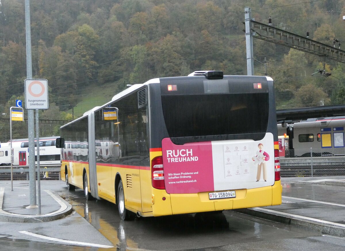 (256'621) - PostAuto Ostschweiz - TG 158'094/PID 5273 - Mercedes (ex PostAuto Bern Nr. 5273; ex PostAuto Bern Nr. 637) am 31. Oktober 2023 beim Bahnhof Ziegelbr�cke