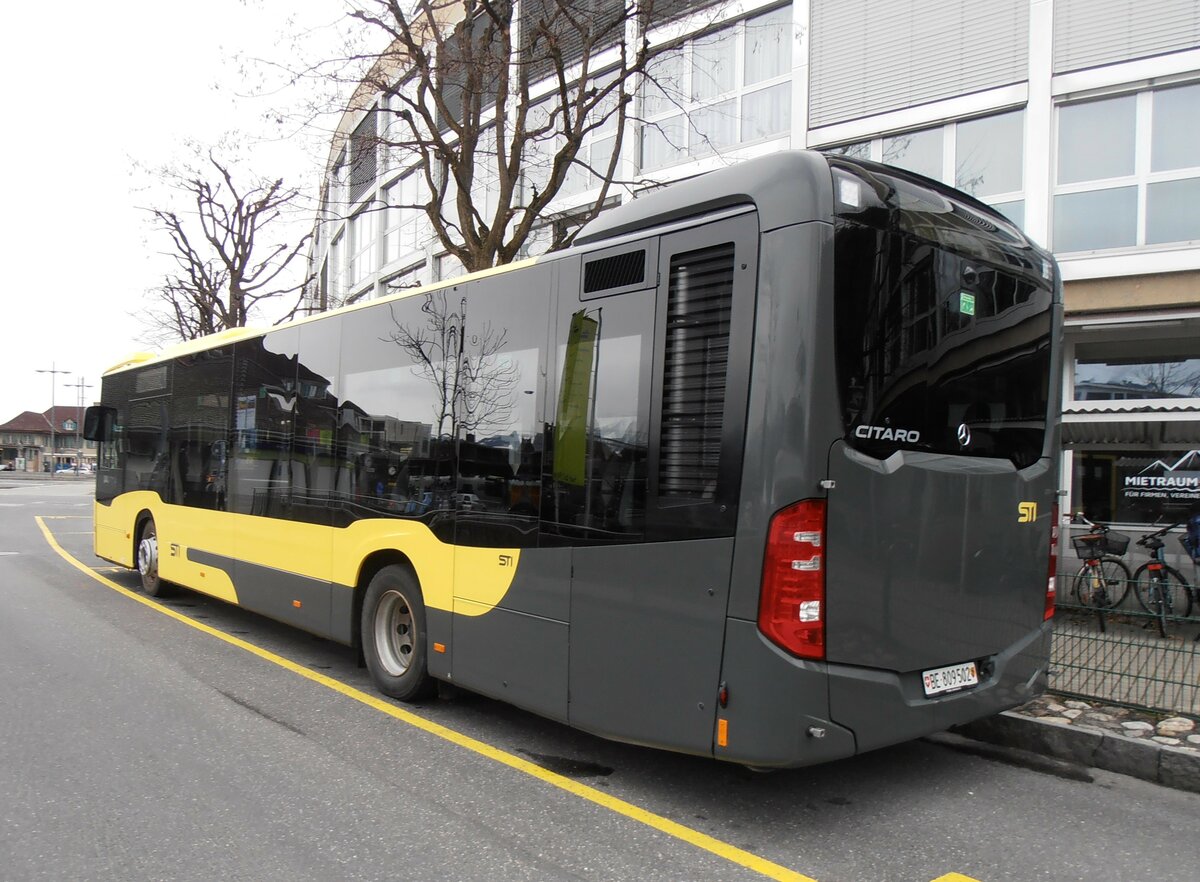 (258'097) - STI Thun - Nr. 502/BE 809'502 - Mercedes am 2. Januar 2024 bei der Schiffl�ndte Thun