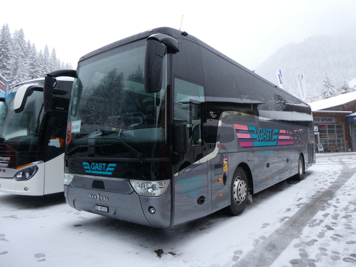 (258'352) - Gast, Utzenstorf - BE 99'110 - Van Hool am 6. Januar 2024 in Adelboden, ASB