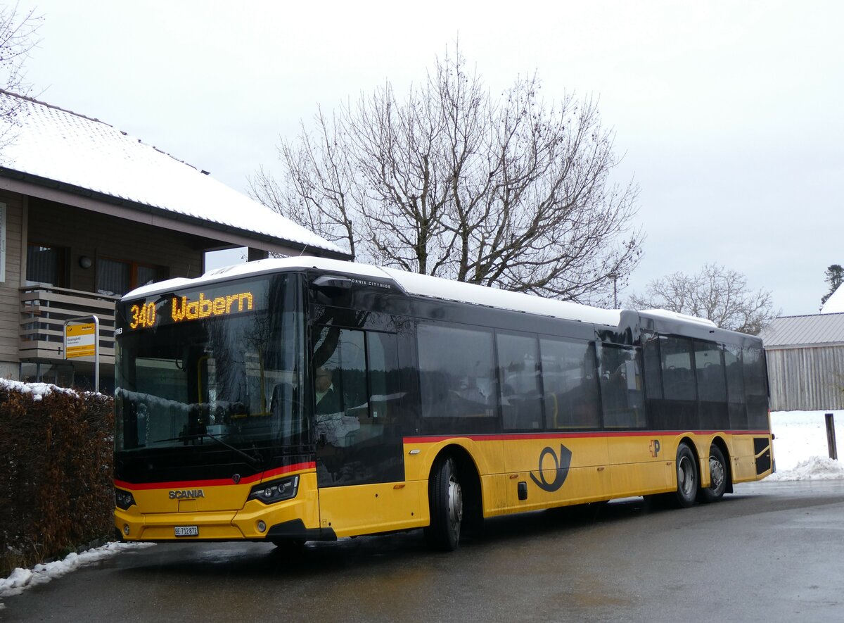 (258'843) - Engeloch, Riggisberg - Nr. 20/BE 712'872/PID 11'983 - Scania am 22. Januar 2024 in Niedermuhlern, Baumg�rtli