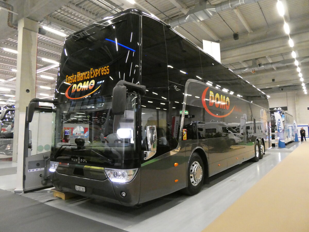 (258'886) - Domo, Glattbrugg - SG 307'307 - Van Hool am 25. Januar 2024 in Bern, Ferienmesse