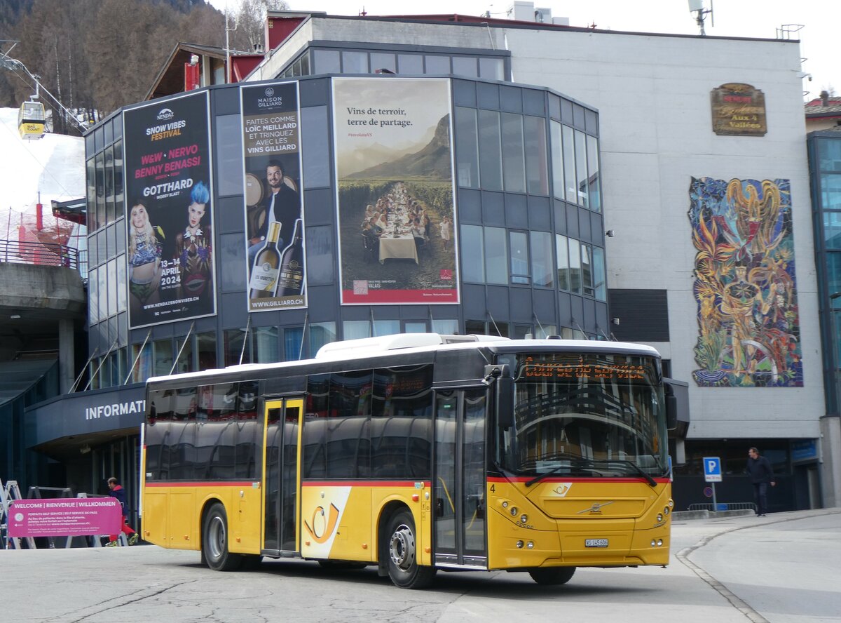 (259'354) - Lathion, Sion - Nr. 4/VS 145'606/PID 10'998 - Volvo am 16. Februar 2024 in Haute-Nendaz, T�l�cabine