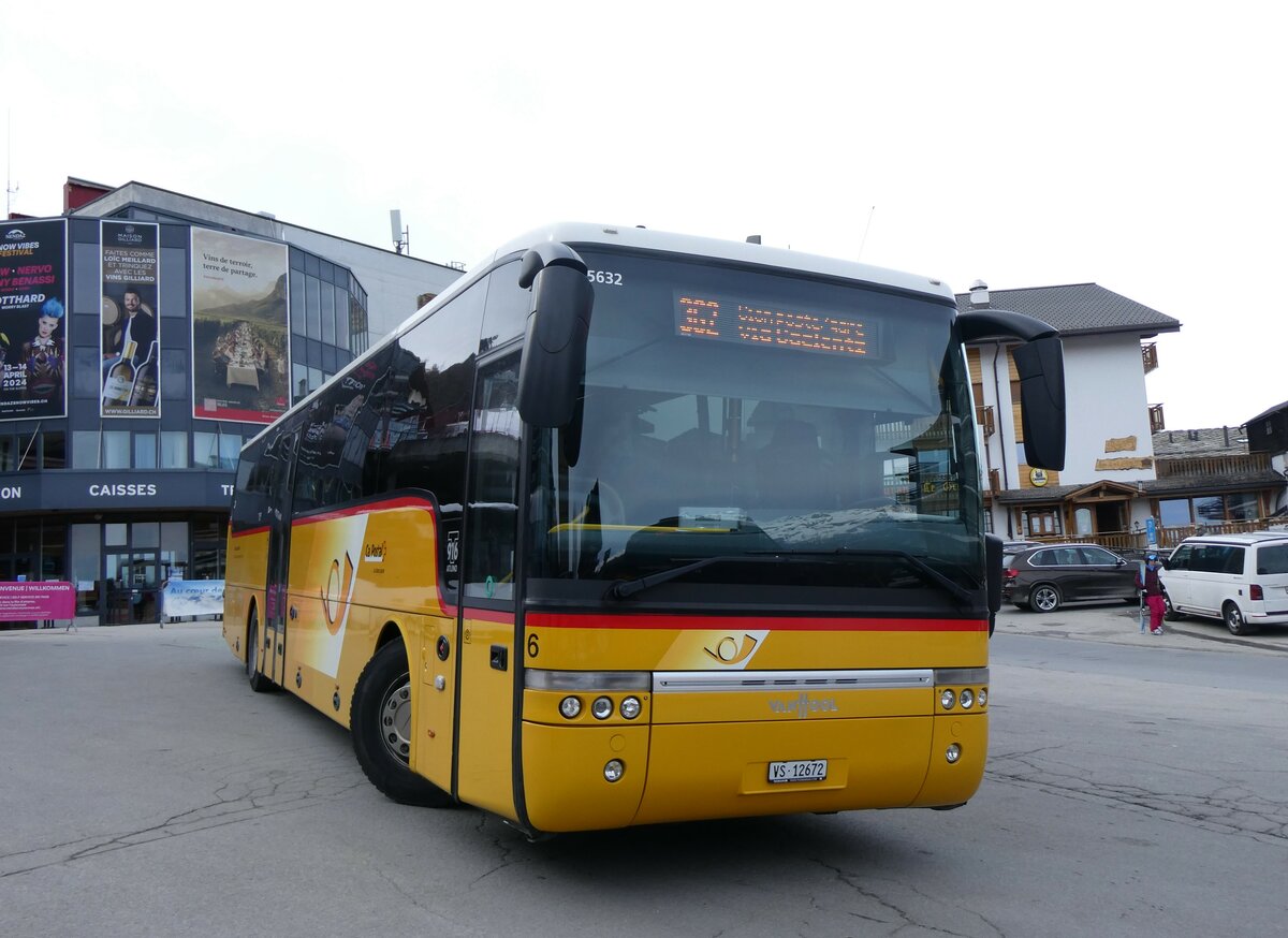 (259'371) - Lathion, Sion - Nr. 6/VS 12'672/PID 5632 - Van Hool am 16. Februar 2024 in Haute-Nendaz, T�l�cabine