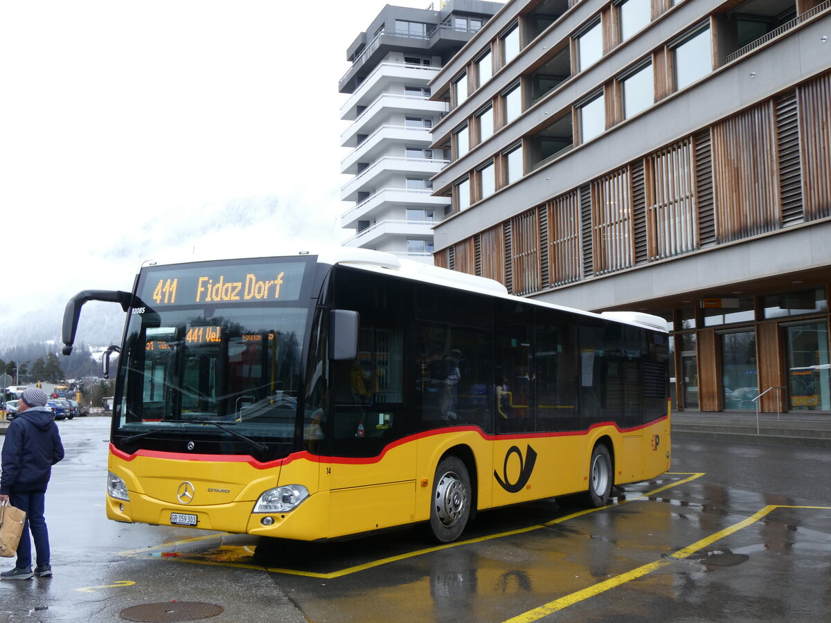 (259'547) - PostAuto Graub�nden - Nr. 14/GR 159'303/PID 12'085 - Mercedes am 23. Februar 2024 beim Bahnhof Ilanz