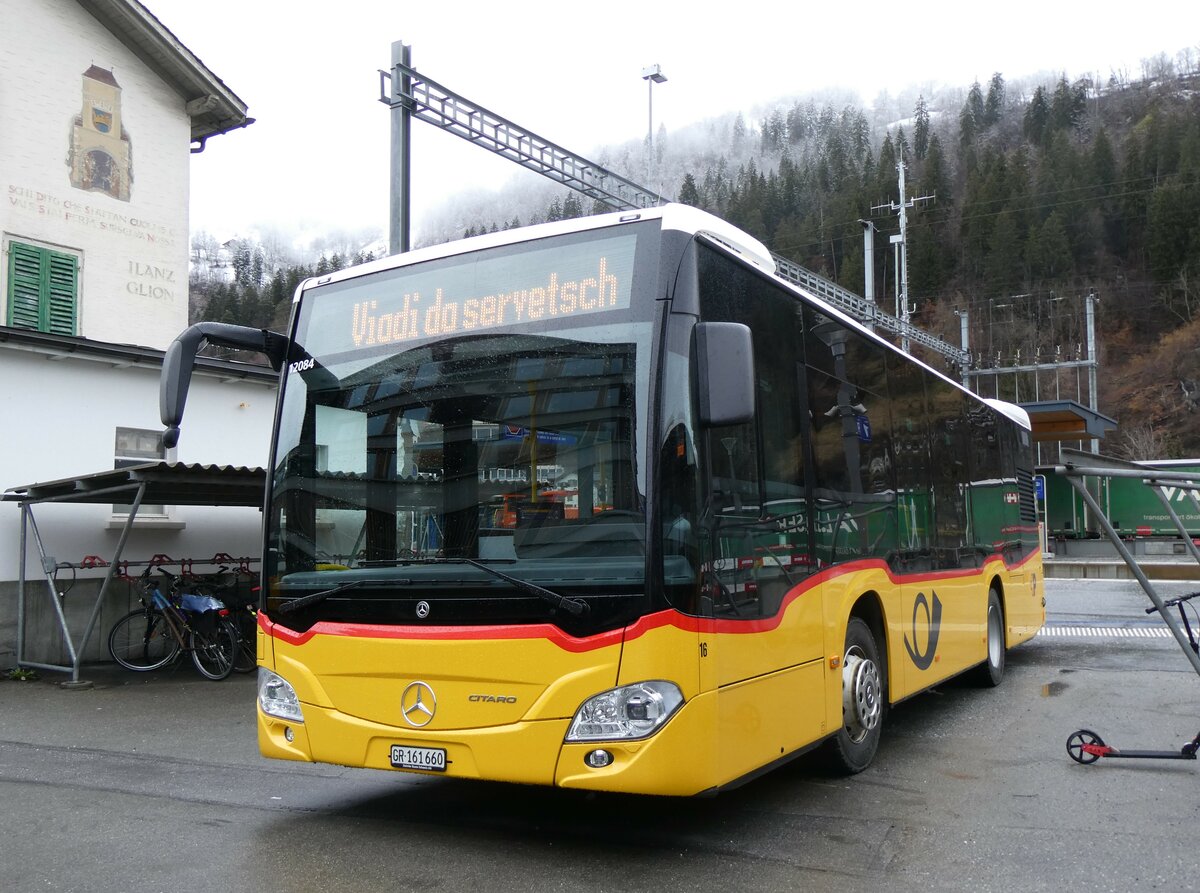 (259'555) - PostAuto Graub�nden - Nr. 16/GR 161'660/PID 12'084 - Mercedes am 23. Februar 2024 beim Bahnhof Ilanz