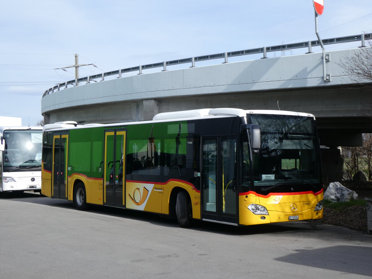 (259'856) - Funi-Car, Biel - BE 719'306/PID 11'562 - Mercedes am 2. M�rz 2024 in Kerzers, Interbus