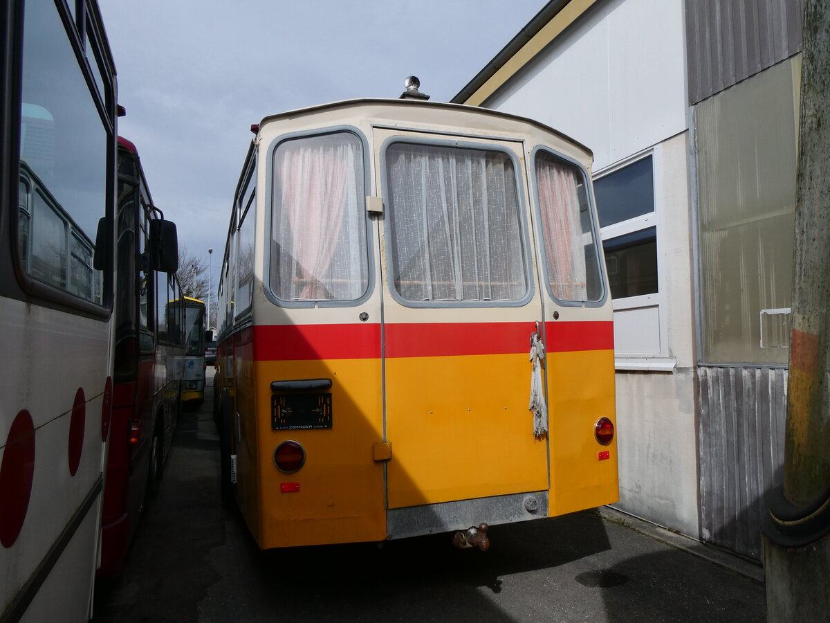 (259'895) - Strasser, Aadorf (R�trobus) - Volvo/R&J (ex Moser, Flaach Nr. 4) am 2. M�rz 2024 in Faoug, MS Carrosserie