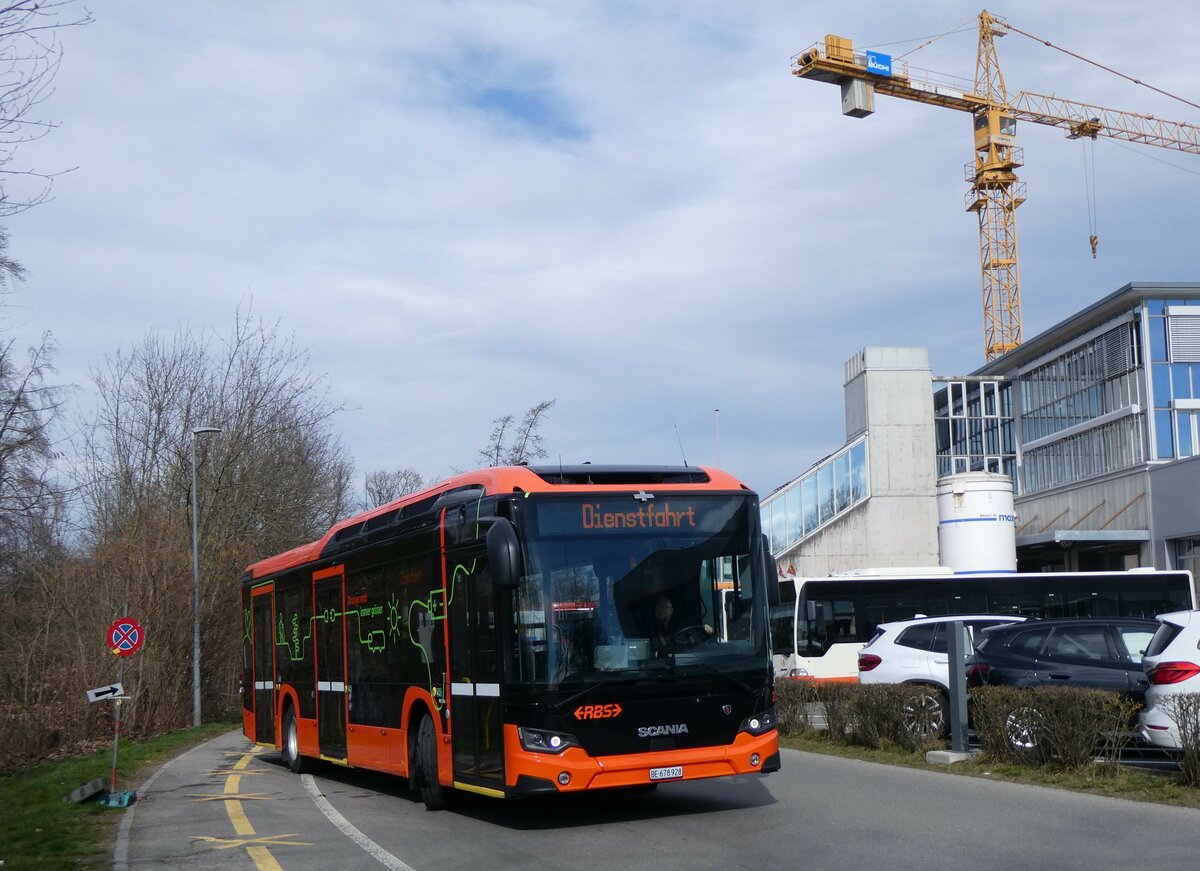 (259'937) - RBS Worblaufen - Nr. 28/BE 678'928 - eScania am 3. M�rz 2024 in Worblaufen, Garage