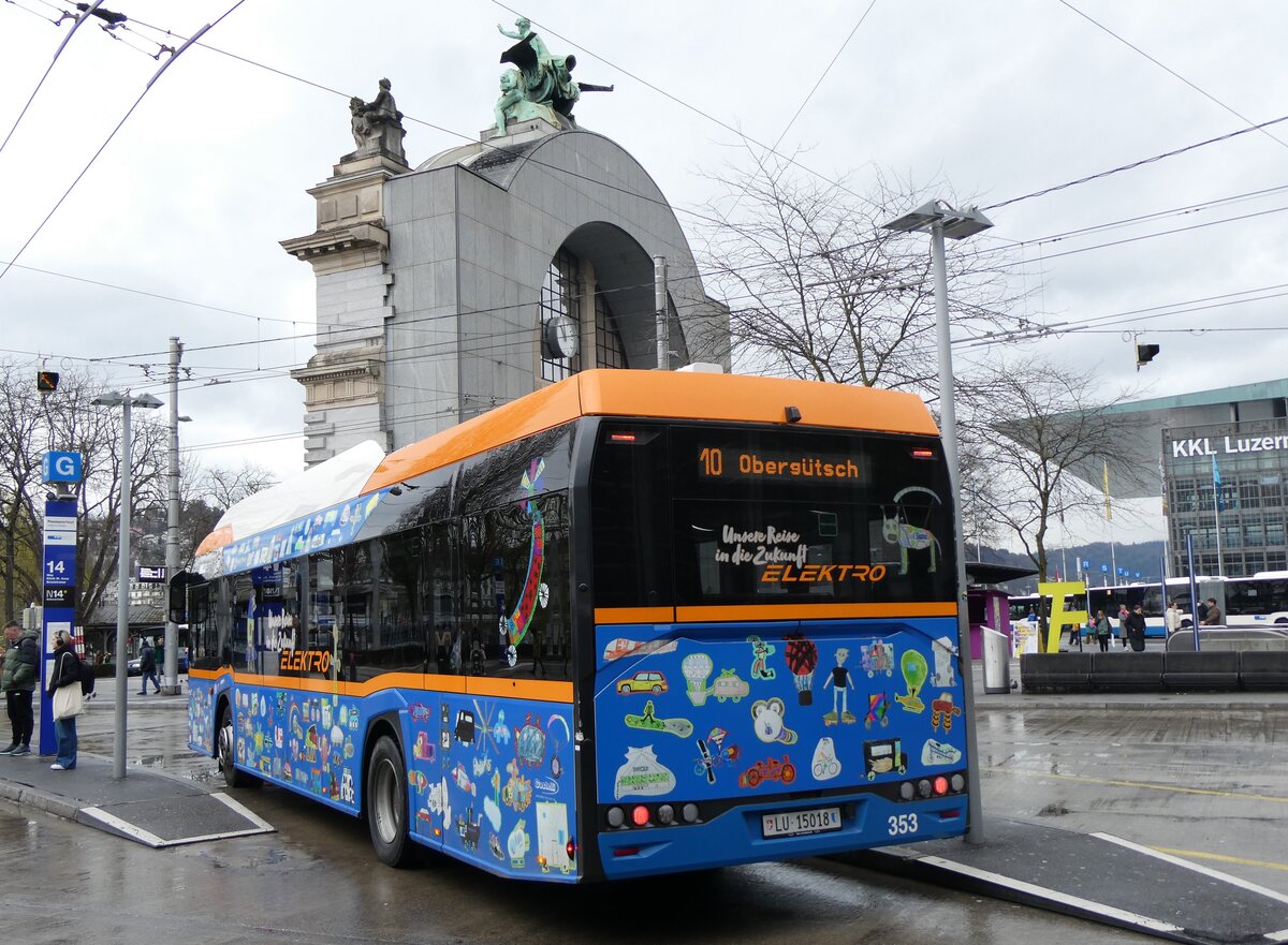 (260'281) - VBL Luzern - Nr. 353/LU 15'018 - eSolaris am 12. M�rz 2024 beim Bahnhof Luzern