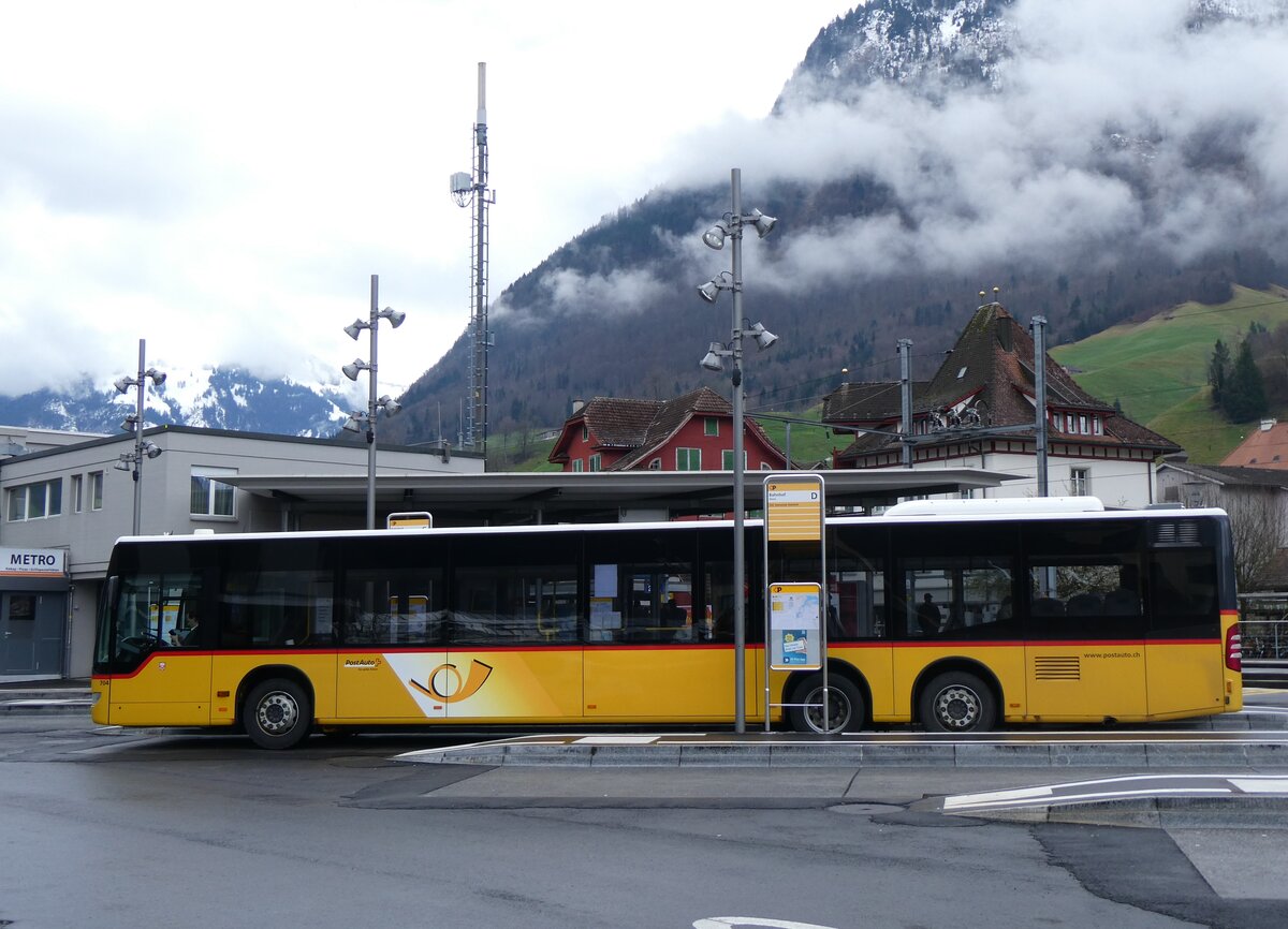 (260'313) - PostAuto Zentralschweiz - Nr. 704/NW 5219/PID 5555 - Mercedes (ex Nr. 74; ex Thepra, Stans Nr. 17) am 12. M�rz 2024 beim Bahnhof Stans