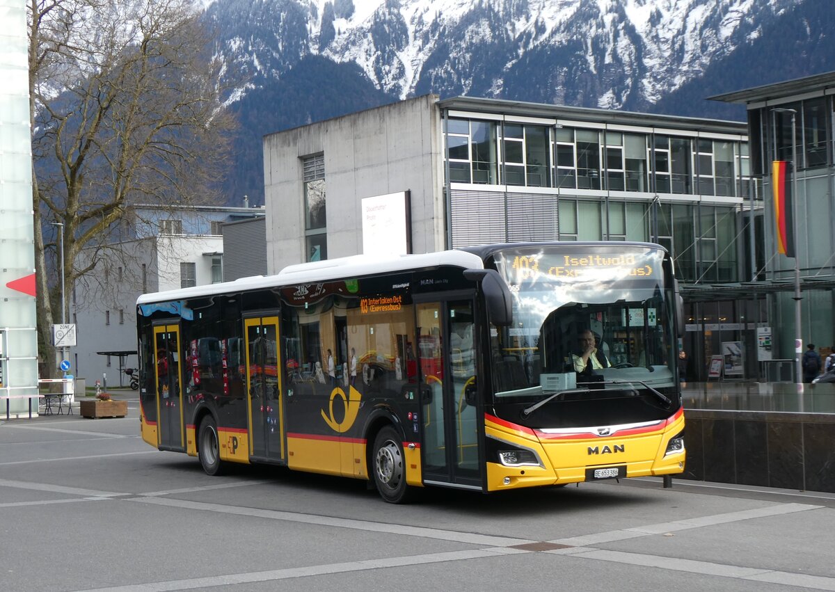 (260'341) - PostAuto Bern - BE 653'386/PID 12'065 - MAN am 12. M�rz 2024 beim Bahnhof Interlaken Ost
