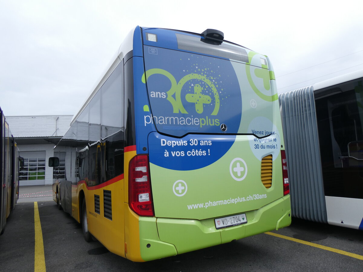 (260'446) - CarPostal Ouest - VD 2704/PID 10'527 - Mercedes (ex TPB, S�deilles) am 17. M�rz 2024 in Kerzers, Interbus